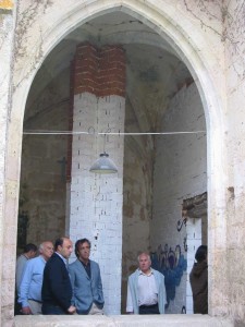 Gonzalo Arroitia, en el claustro